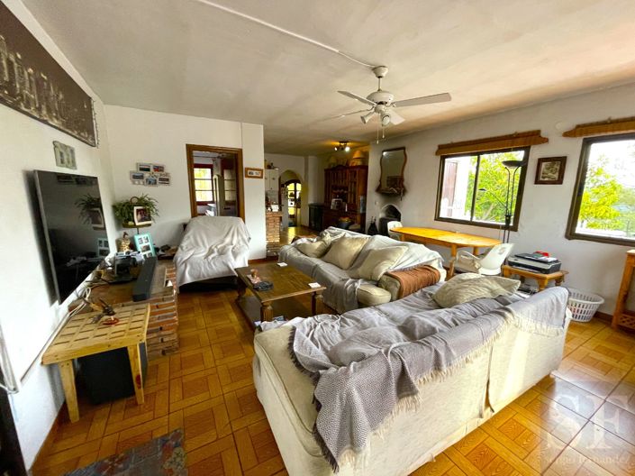 Image No.8-6 Bed Villa for sale