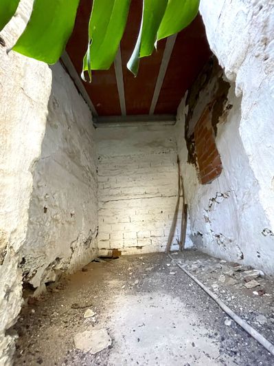 Image No.10-4 Bed Townhouse for sale