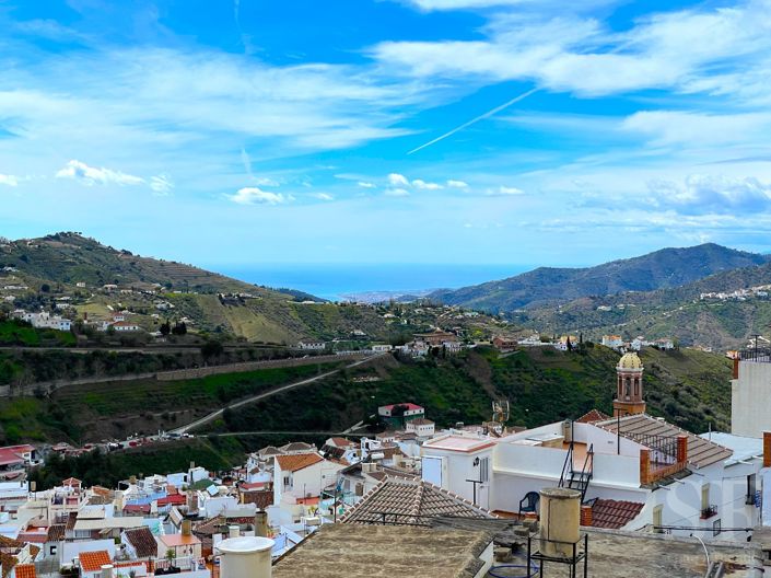 Image No.20-5 Bed Townhouse for sale