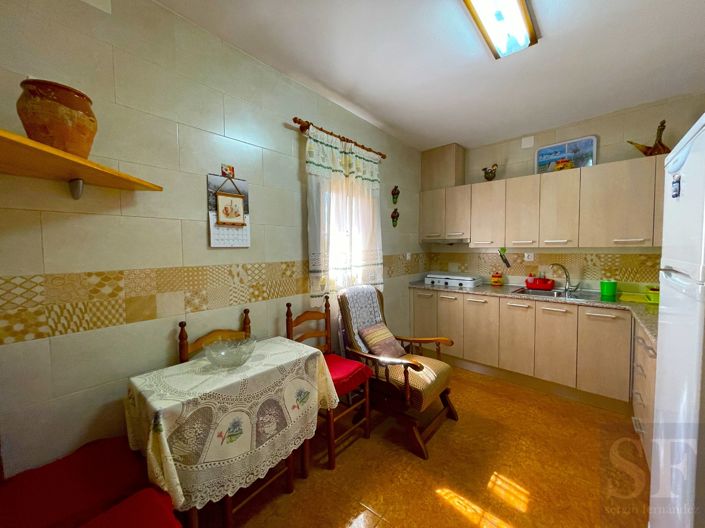 Image No.4-5 Bed Townhouse for sale