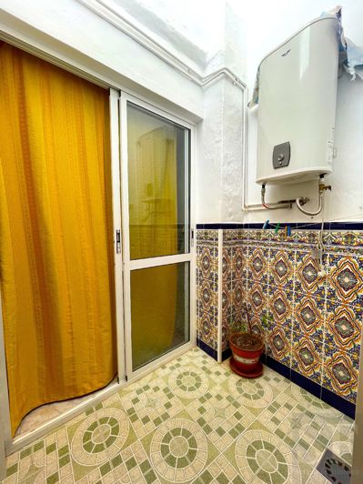 Image No.7-5 Bed Townhouse for sale