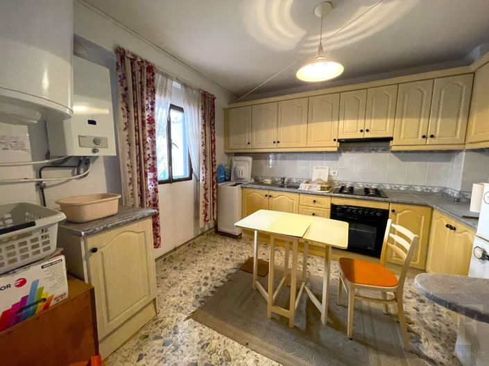 Image No.16-3 Bed Townhouse for sale