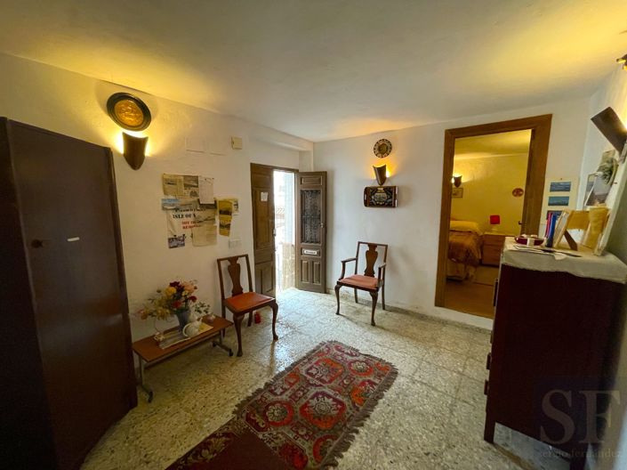 Image No.2-3 Bed Townhouse for sale