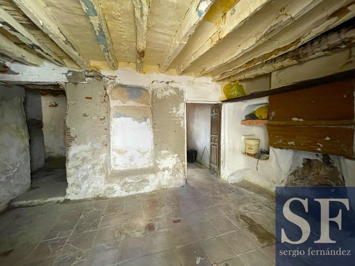 Image No.2-Townhouse for sale