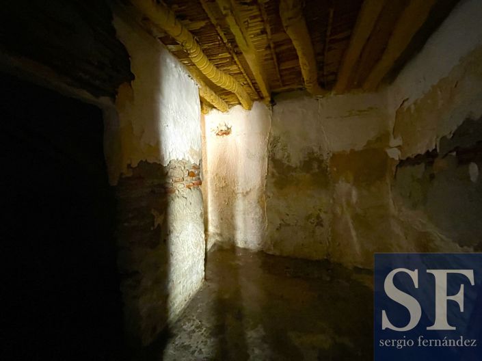 Image No.5-Townhouse for sale