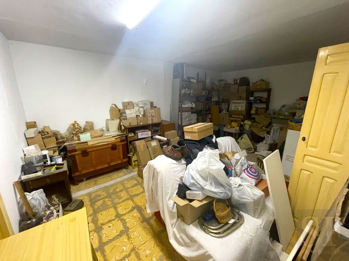 Image No.10-4 Bed Townhouse for sale