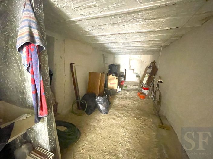 Image No.17-4 Bed Townhouse for sale