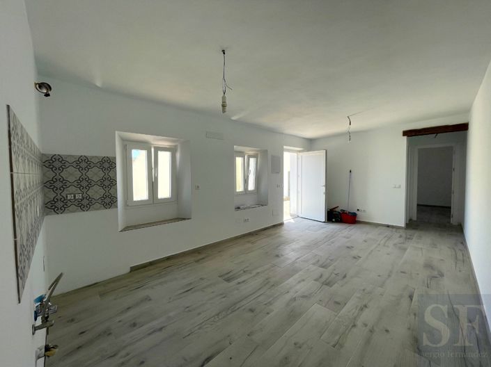 Image No.3-3 Bed Townhouse for sale