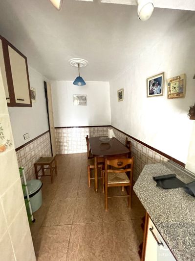 Image No.7-4 Bed Townhouse for sale