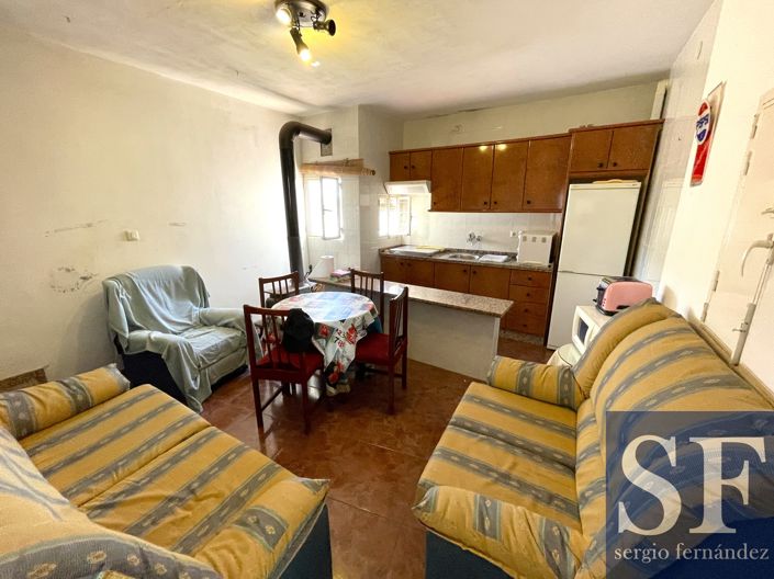 Image No.2-3 Bed Townhouse for sale