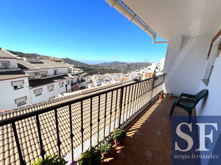 Image No.15-3 Bed Townhouse for sale