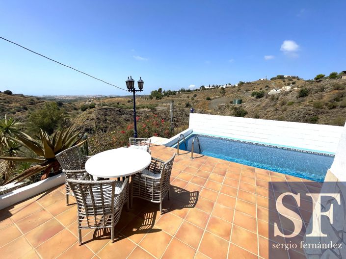 Image No.12-2 Bed Villa for sale