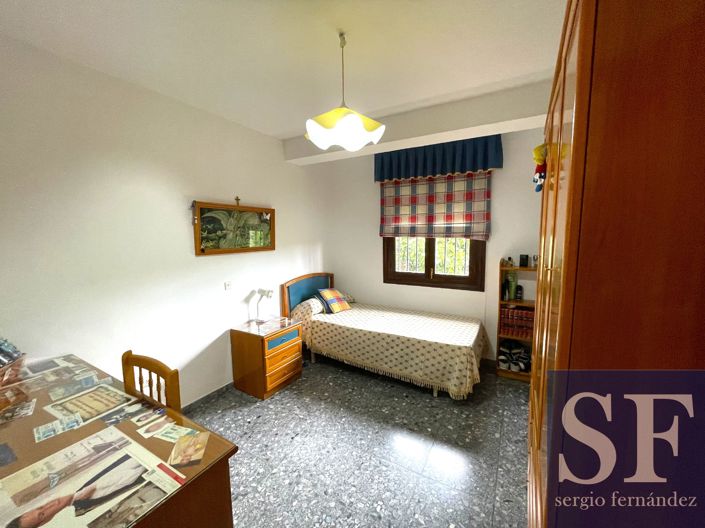 Image No.7-8 Bed Townhouse for sale