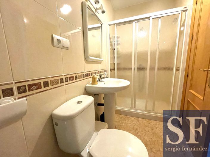 Image No.11-5 Bed Townhouse for sale