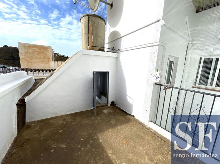 Image No.18-5 Bed Townhouse for sale