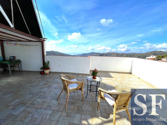 Image No.13-4 Bed Townhouse for sale