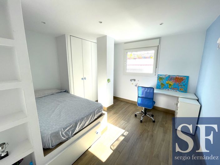 Image No.5-4 Bed Townhouse for sale