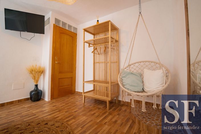 Image No.6-4 Bed Townhouse for sale