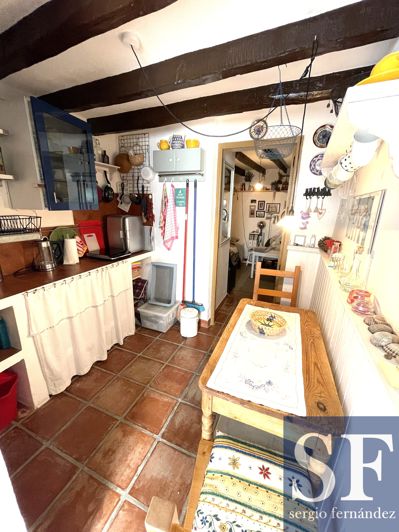 Image No.11-2 Bed Townhouse for sale