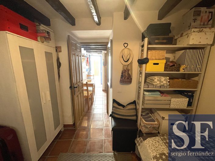 Image No.16-2 Bed Townhouse for sale