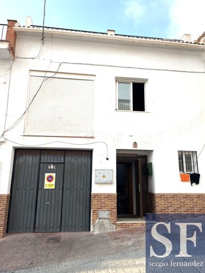 Image No.1-2 Bed Townhouse for sale