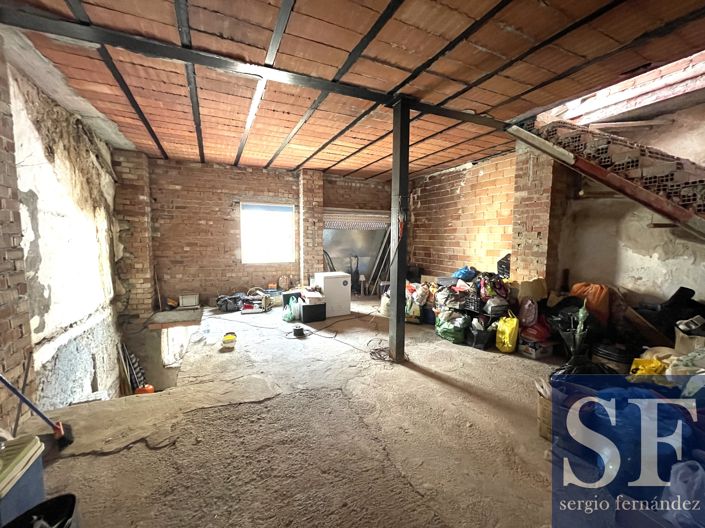 Image No.10-2 Bed Townhouse for sale