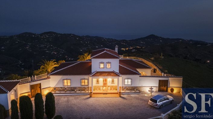 Image No.18-4 Bed Villa for sale