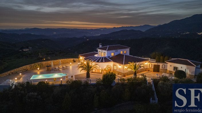 Image No.19-4 Bed Villa for sale