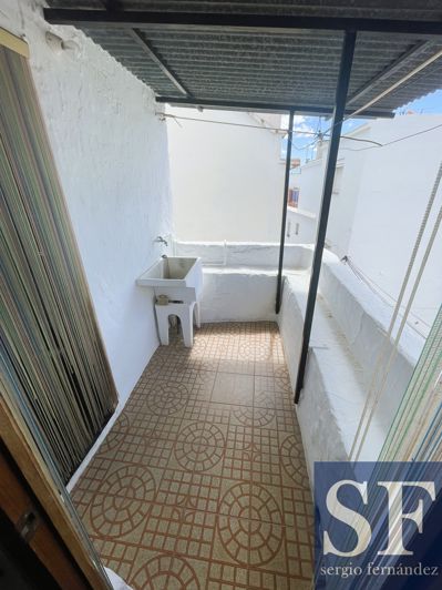 Image No.11-3 Bed Townhouse for sale