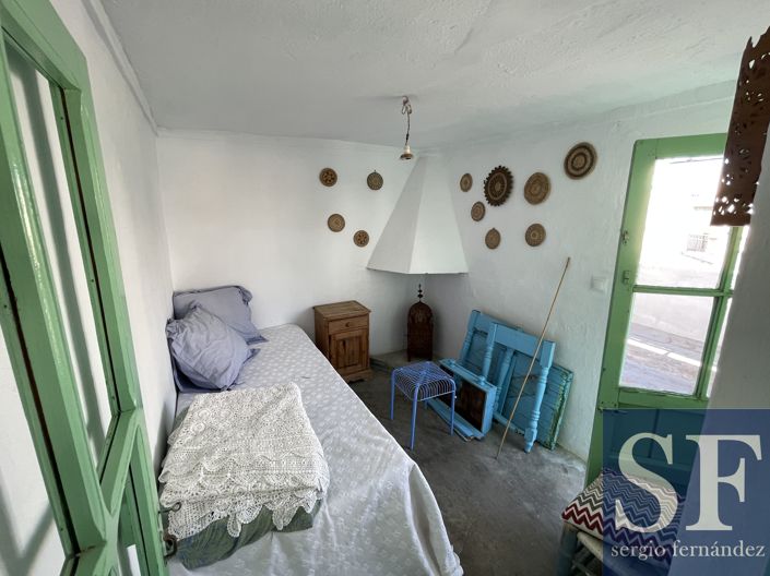 Image No.9-3 Bed Townhouse for sale