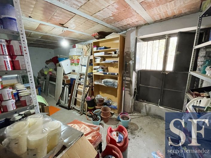 Image No.8-3 Bed Townhouse for sale