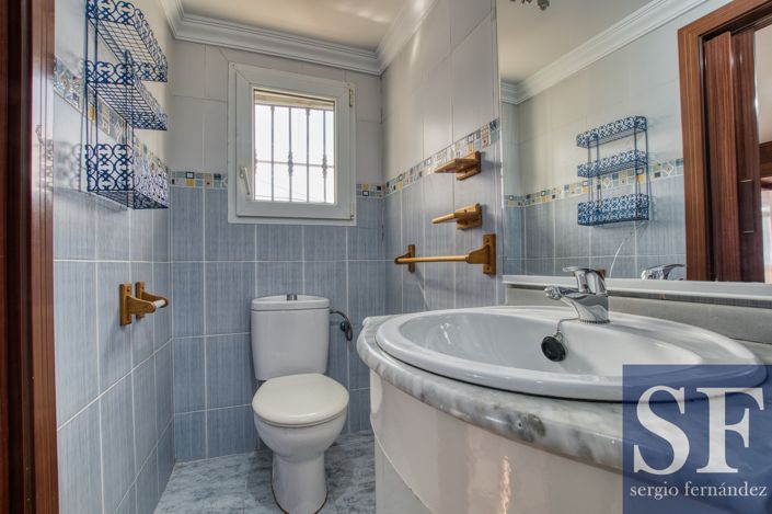 Image No.10-2 Bed Townhouse for sale