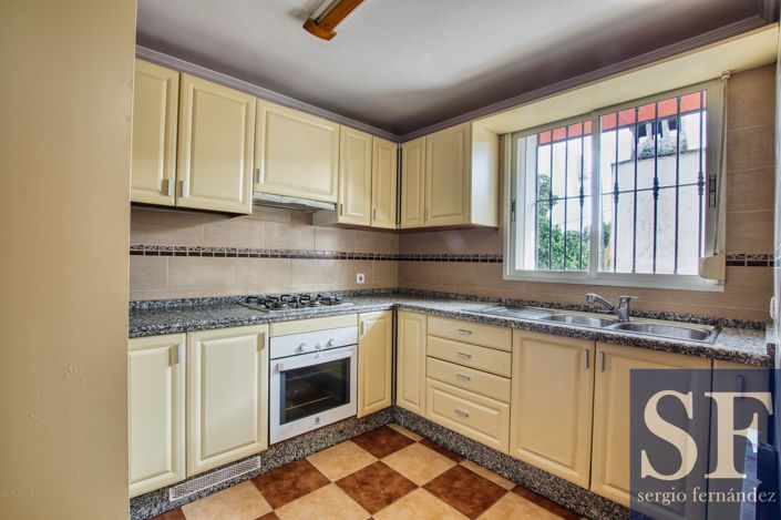 Image No.4-2 Bed Townhouse for sale