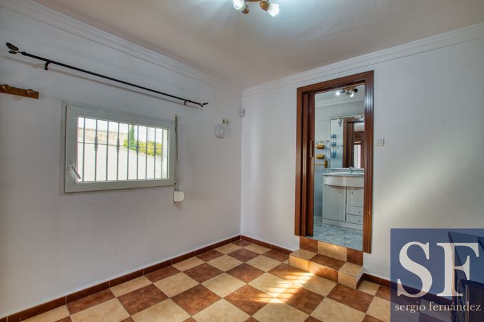 Image No.7-2 Bed Townhouse for sale