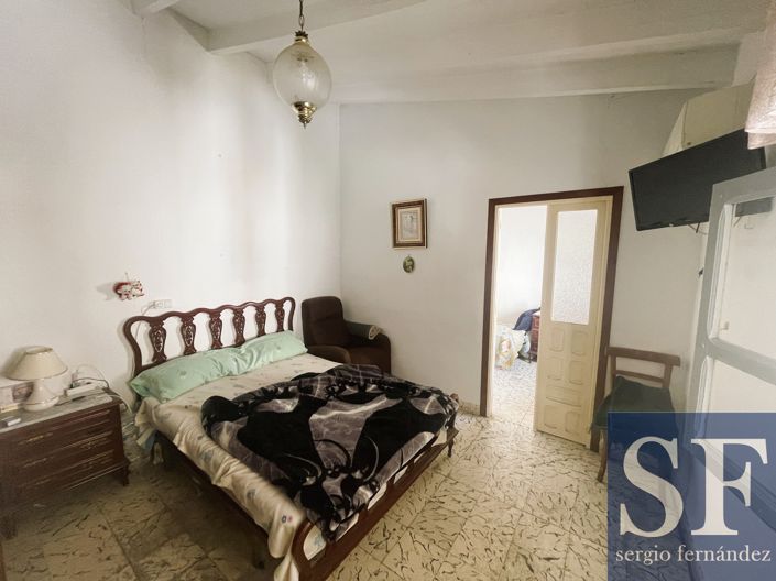 Image No.5-2 Bed Townhouse for sale