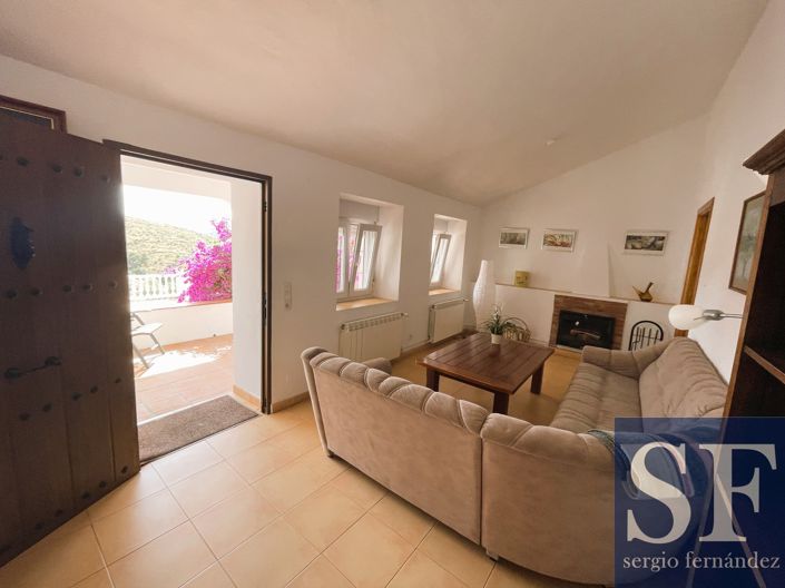 Image No.2-5 Bed Villa for sale