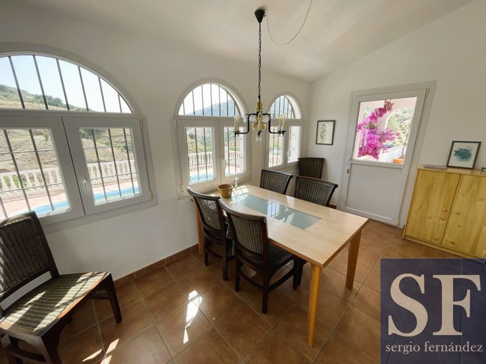 Image No.9-5 Bed Villa for sale