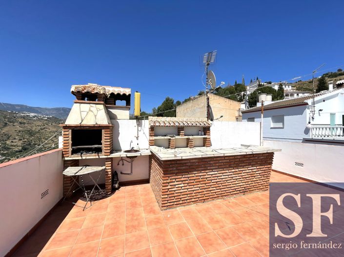 Image No.14-3 Bed Apartment for sale