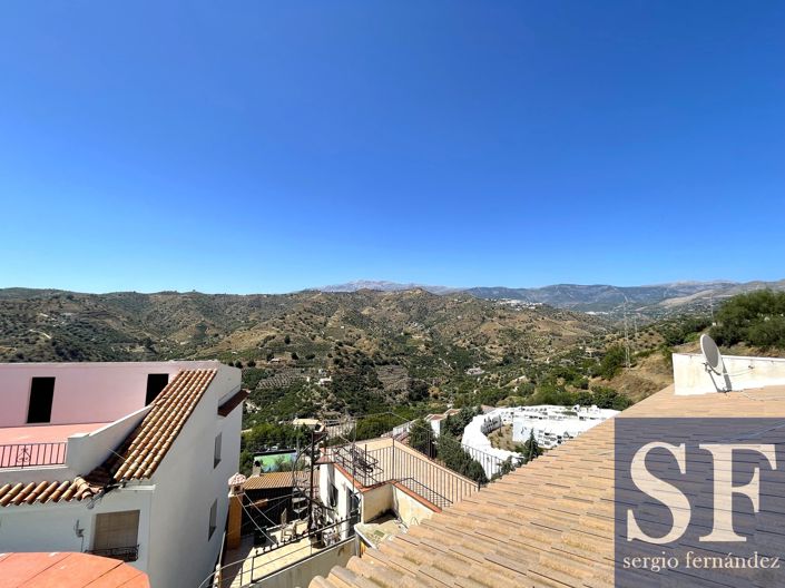 Image No.18-3 Bed Apartment for sale