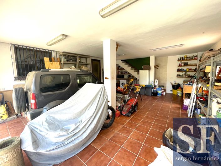 Image No.12-4 Bed Villa for sale