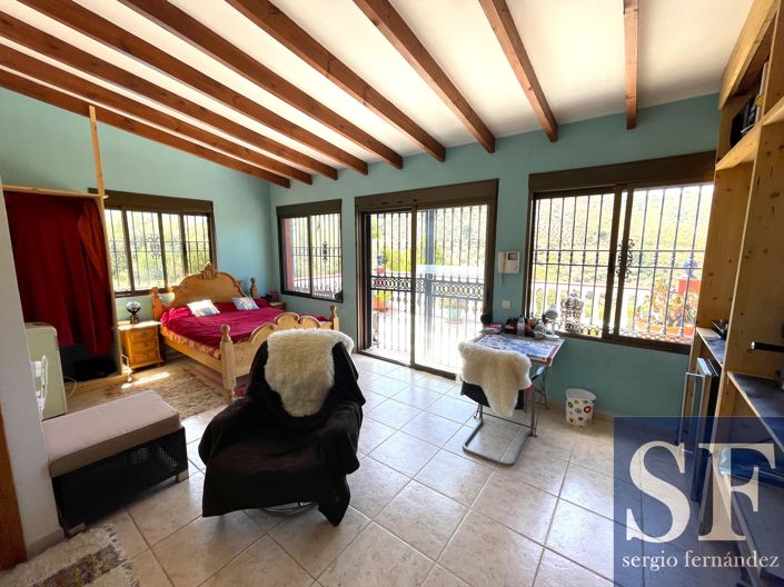 Image No.8-4 Bed Villa for sale