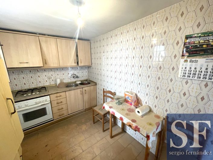 Image No.4-2 Bed Townhouse for sale