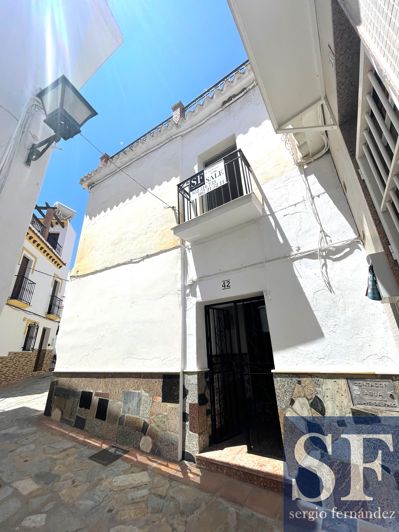 Image No.1-2 Bed Townhouse for sale
