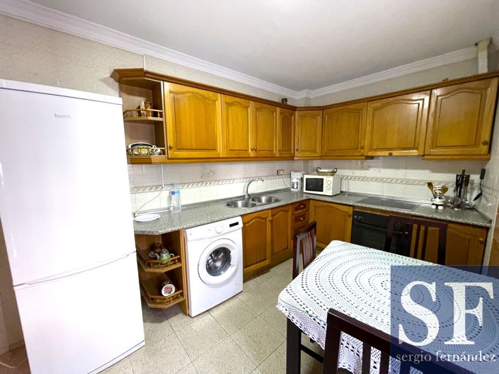 Image No.4-5 Bed Townhouse for sale