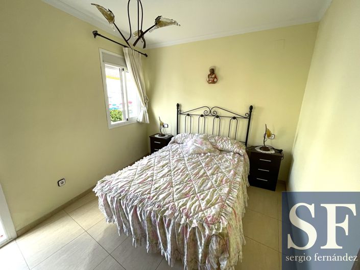 Image No.6-5 Bed Townhouse for sale