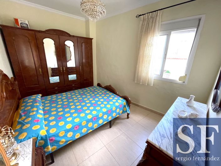 Image No.9-5 Bed Townhouse for sale