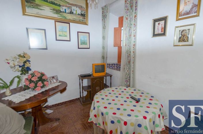 Image No.2-2 Bed Villa for sale