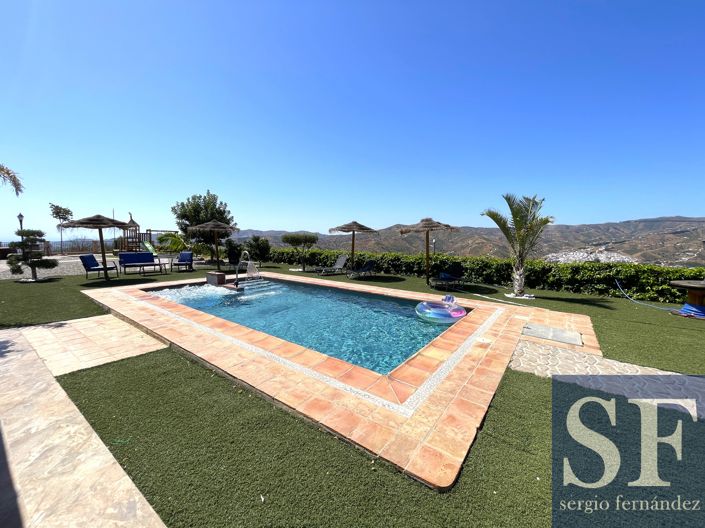 Image No.12-3 Bed Villa for sale