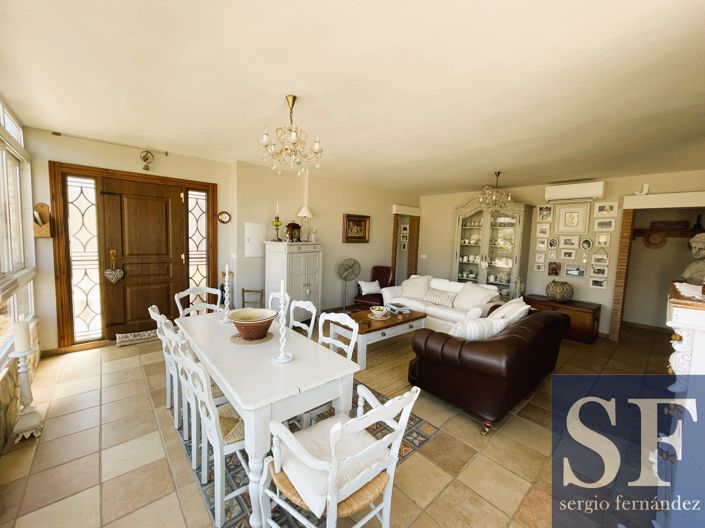 Image No.3-3 Bed Villa for sale