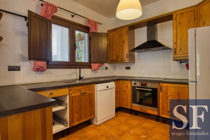 Image No.8-2 Bed Villa for sale